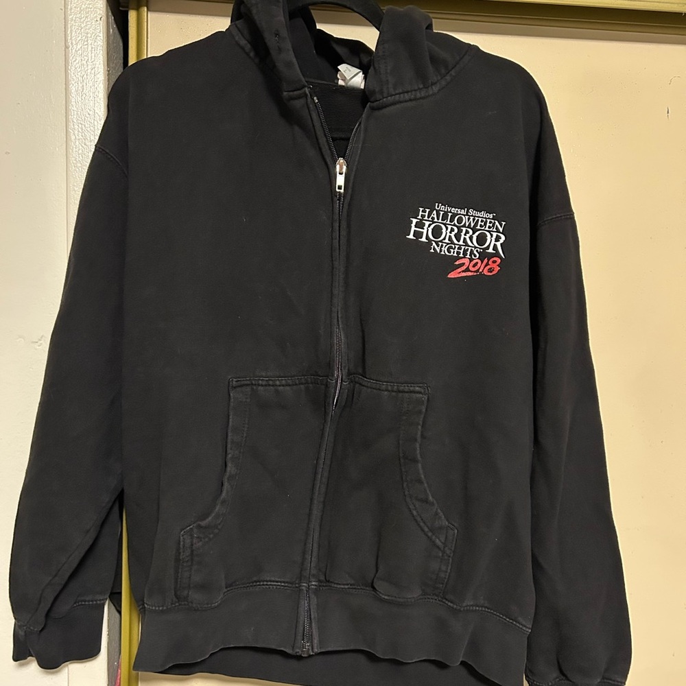 2018 horror nights zip sweater